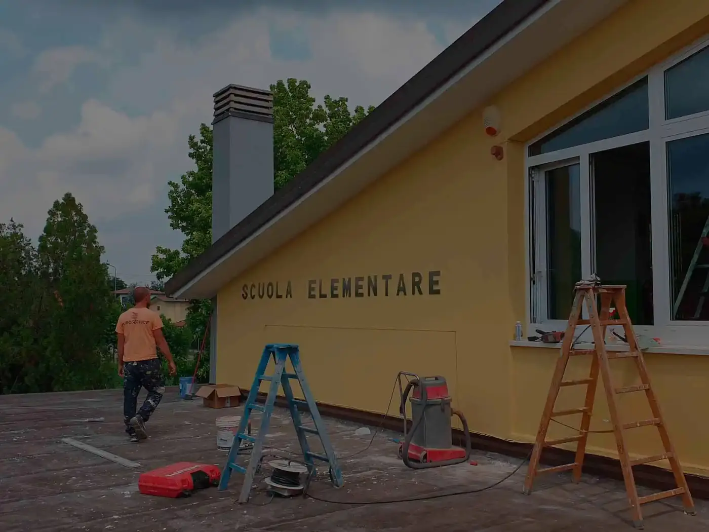 Risanamento e tinteggiatura delle facciate della scuola elementare – fase di cantiere 5