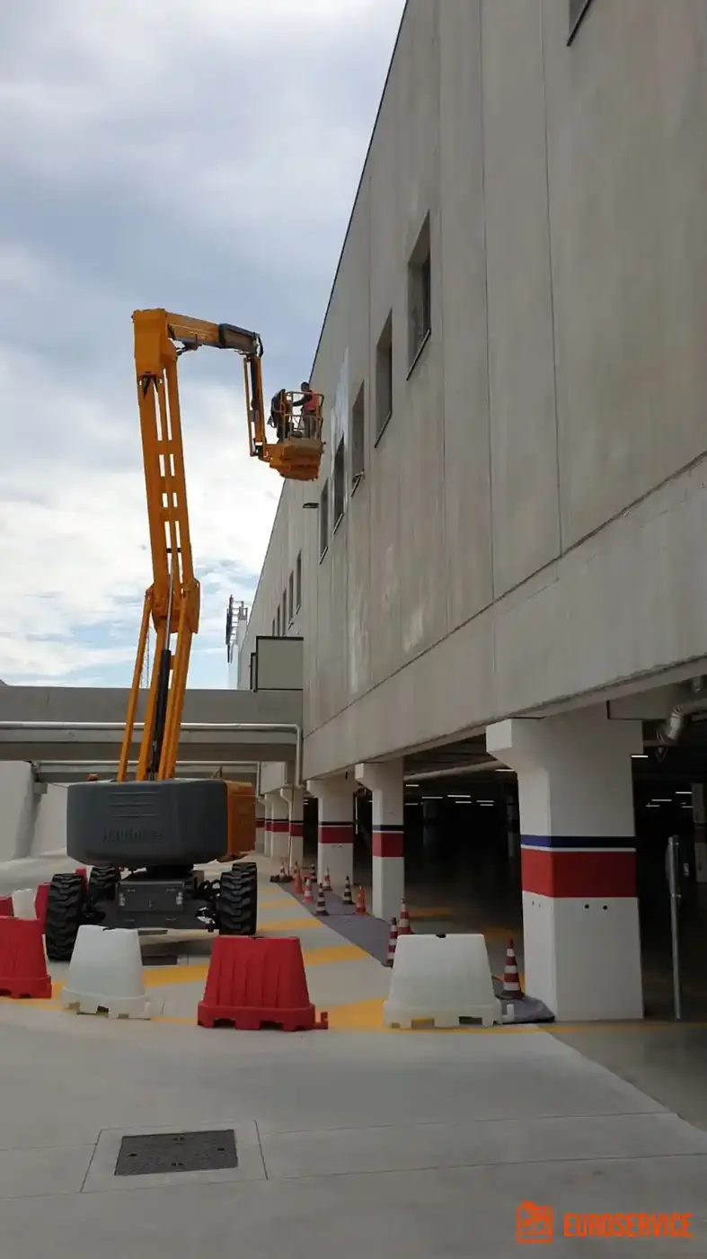 Tinteggiatura fotocatalitica Ipertosano di Pederobba – fase di cantiere 2